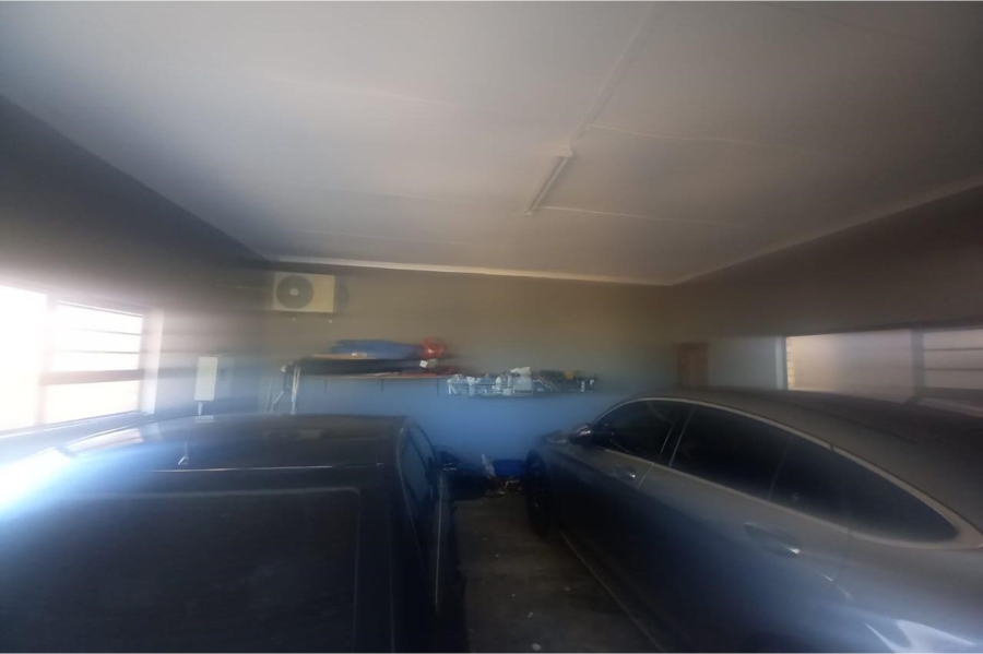 4 Bedroom Property for Sale in Minerva Gardens Northern Cape